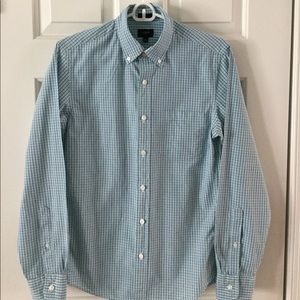 Men’s button down shirt.